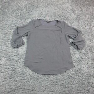 Fortune + Ivy Shirt Womens Medium Gray 3/4 Sleeve Scoop Neck Button Trim Top